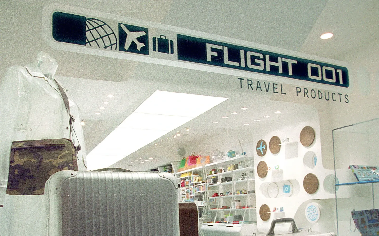 FLIGHT 001 — screen 1
